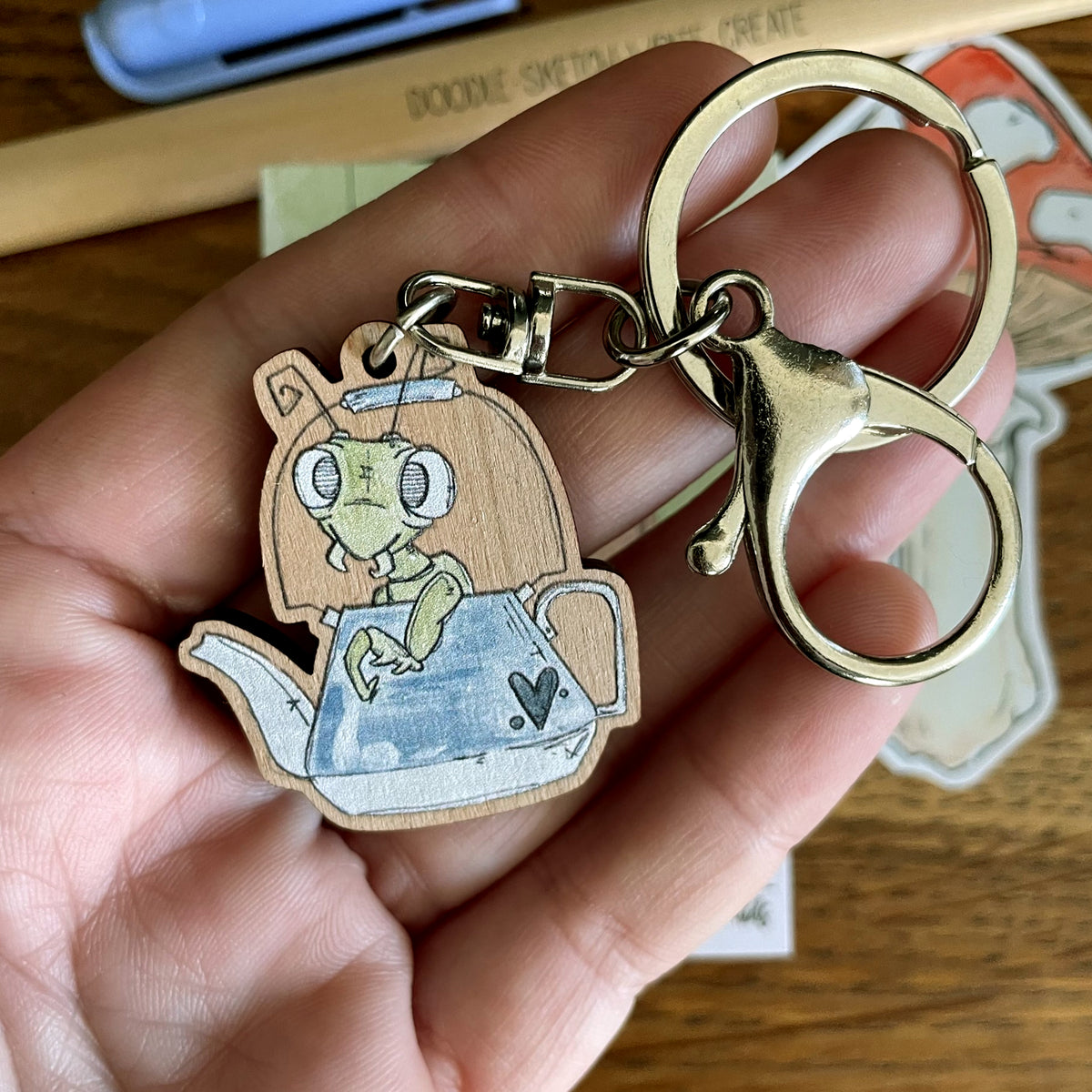 Praying Mantis Cherry Wood Keyring
